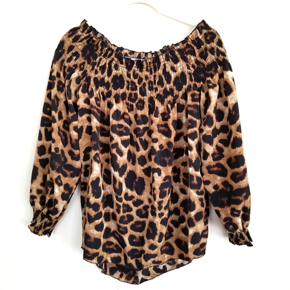 LEOPARD PRINT OFF SHOULDER BLOUSE - Picture 4 of 6